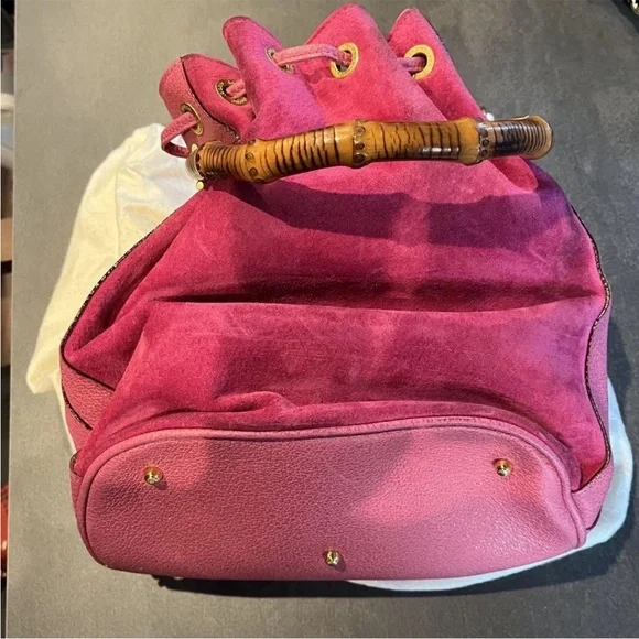 Gucci Fuchsia Suede Shoulder Bag - Picture 9 of 12